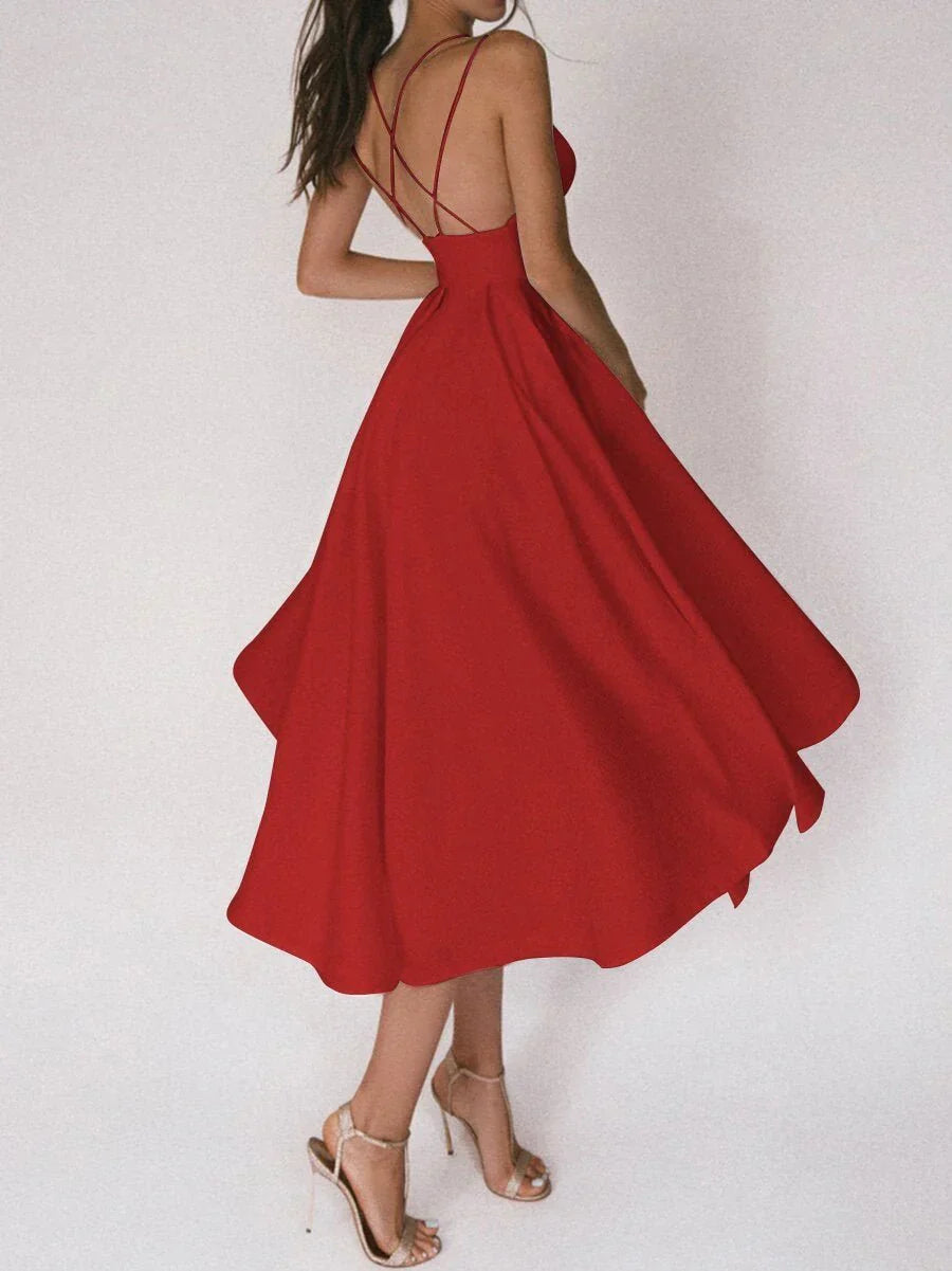 Elara - Graceful Minimalist Dress