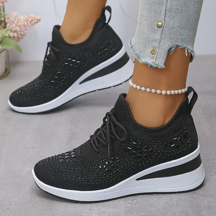 Vicki - Stylish Relaxed Sneakers