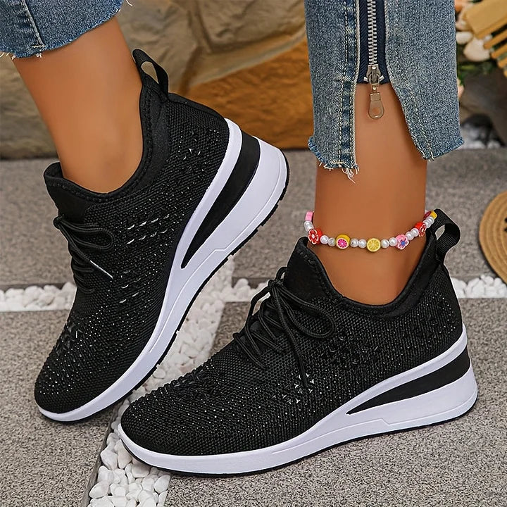 Vicki - Stylish Relaxed Sneakers