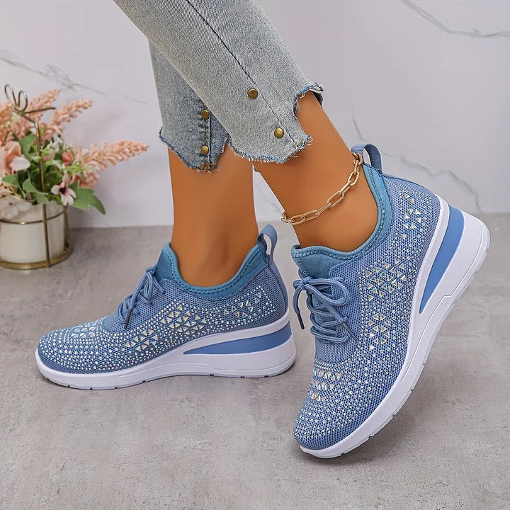 Vicki - Stylish Relaxed Sneakers