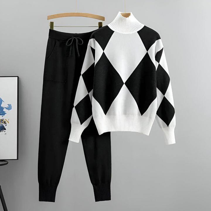 Selene - Warm Turtleneck Set