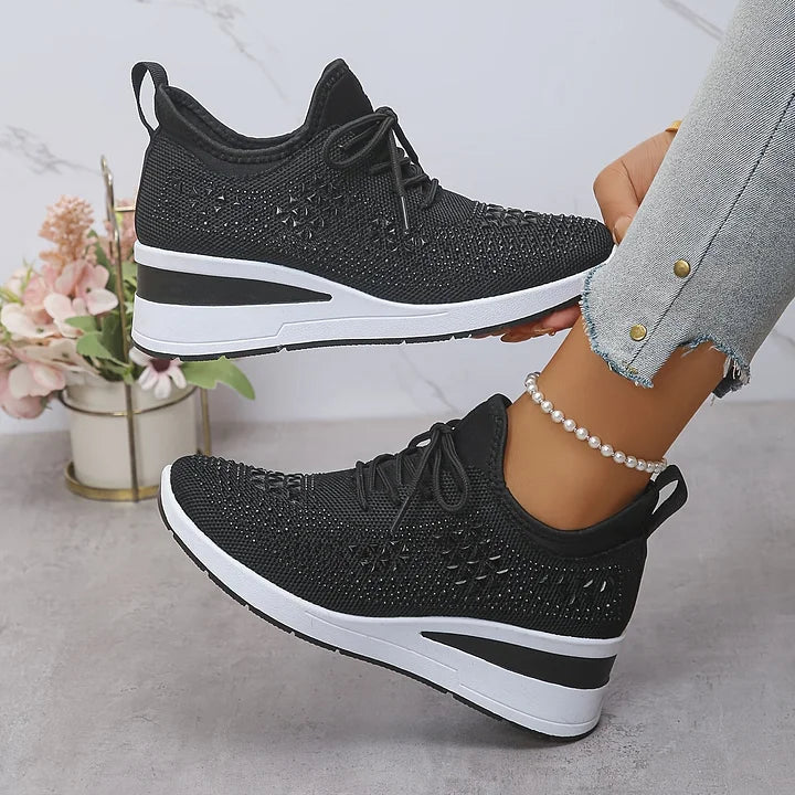 Vicki - Stylish Relaxed Sneakers