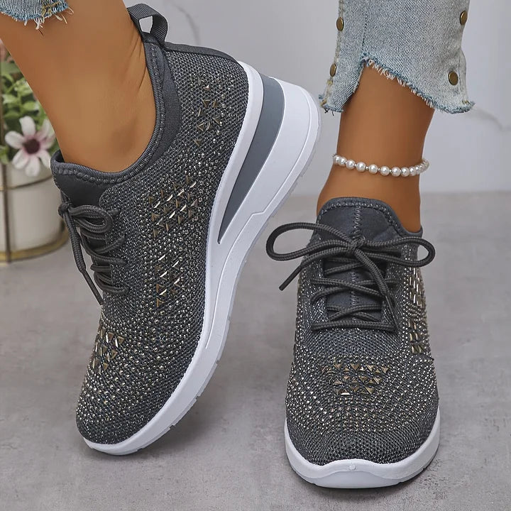 Vicki - Stylish Relaxed Sneakers