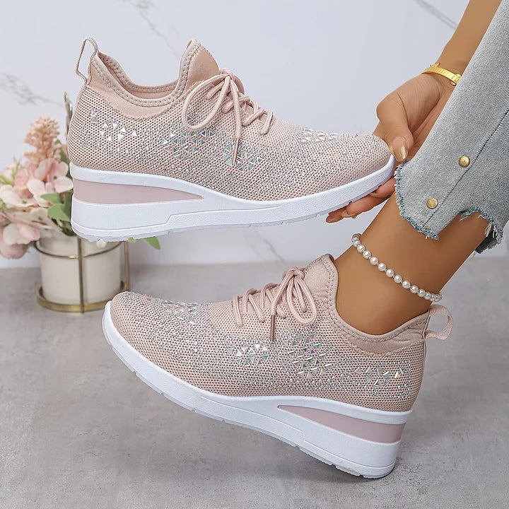 Vicki - Stylish Relaxed Sneakers