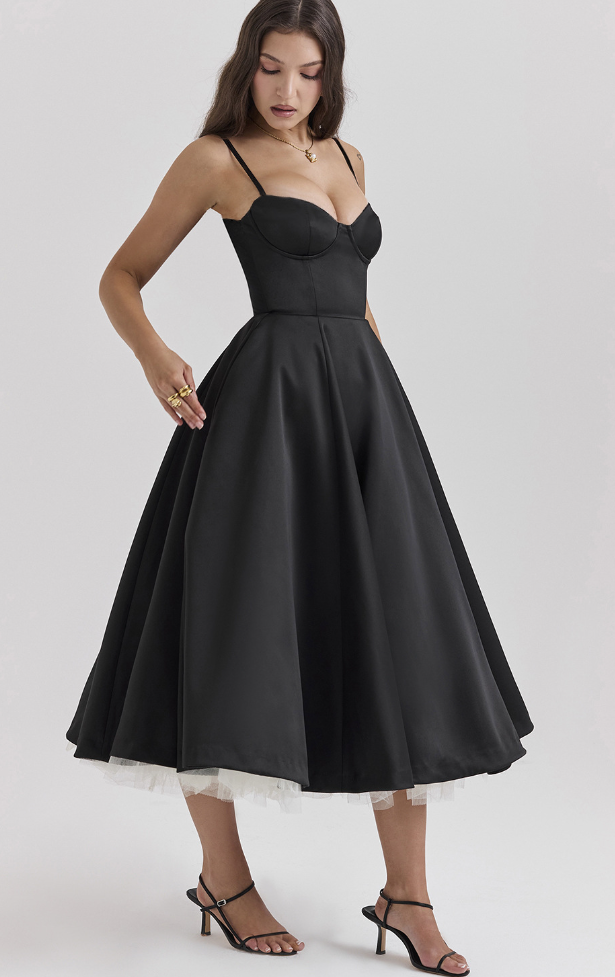 Alma - Classic Elegance Dress